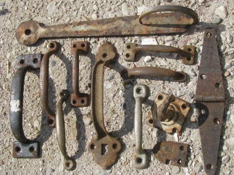 lot primitive antique & vintage hardware, hooks, pulls, latches, handles etc.
