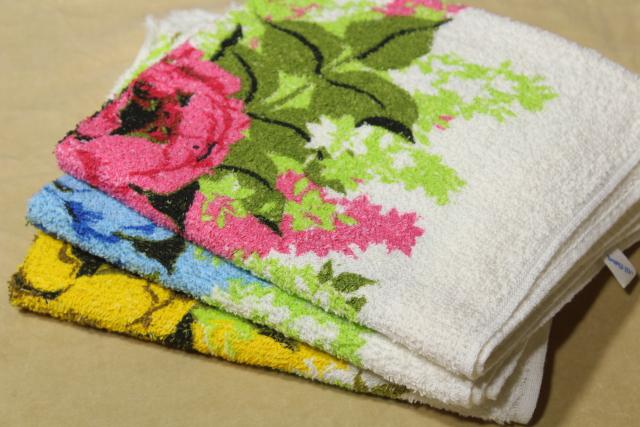 lot unused vintage bath towels, retro 60s roses floral yellow, pink, blue