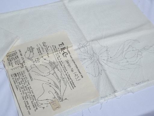 lot vintage cotton huck towels for Swedish embroidery needlework and stamped to embroider