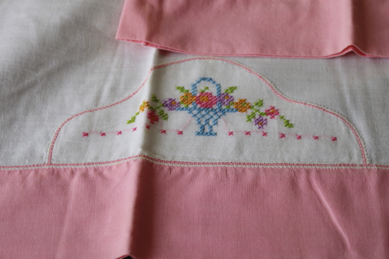 lot vintage cotton pillowcases w/ embroidery  crochet lace edgings, 5 pairs plus singles