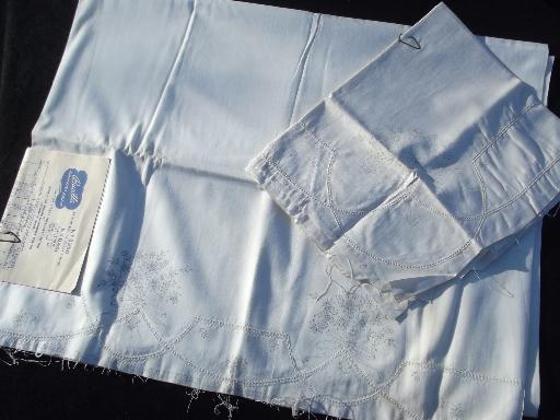 lot vintage linens stamped to embroider, pure linen & cotton for embroidery