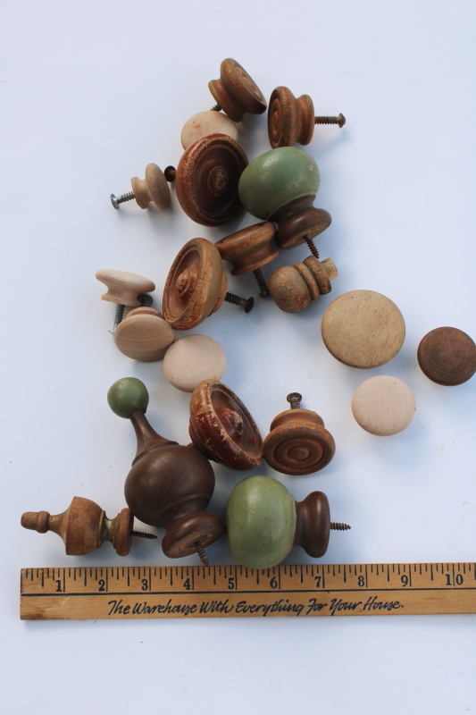 lot vintage wood finials  knobs salvaged from old furniture, fancy junk for upcycle