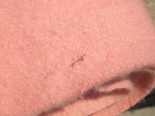 lot vintage wool blankets, coral and pink, felted cutting fabric for rugs or crafts?