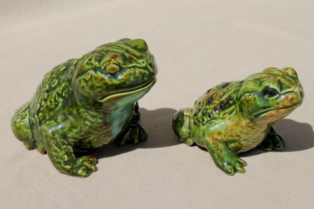lucky ceramic garden toads, large warty toad figurines, retro 70s vintage