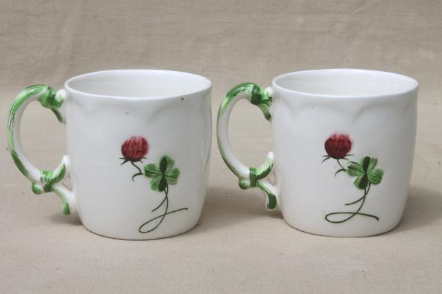 lucky clover ceramic mugs, cottage style china tea mugs w/ red clovers, vintage Japan