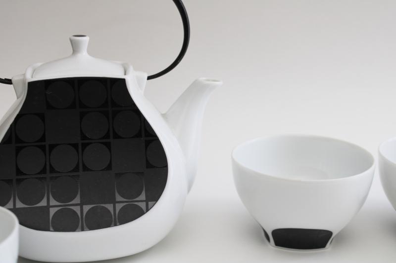 mid century modern vintage Noritake china tea pot and handleless cups mod dots black & white
