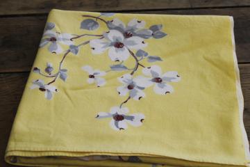 mid-century vintage Wilendure print cotton tablecloth dogwoods on yellow