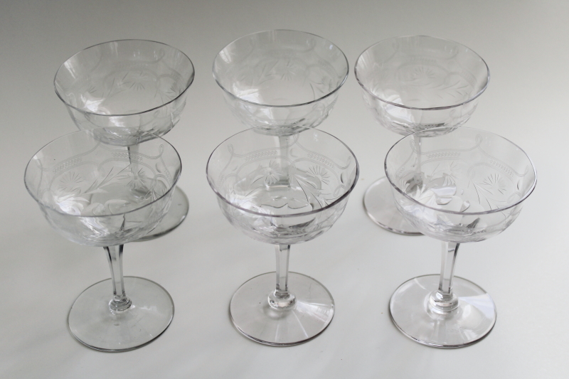 Mid Century Vintage Crystal Champagne Coupes Or Cocktail Glasses Seneca Etched Glass Stemware 