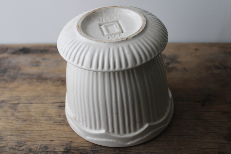 mid-century vintage ivory white McCoy pottery planter pot w/ saucer