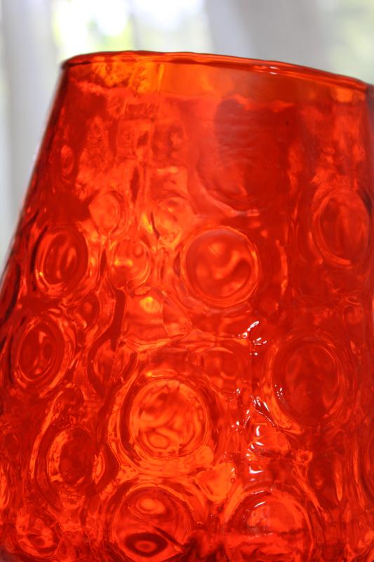 mid-century mod vintage huge wine goblet vase, bullseye texture twist stem amberina glass
