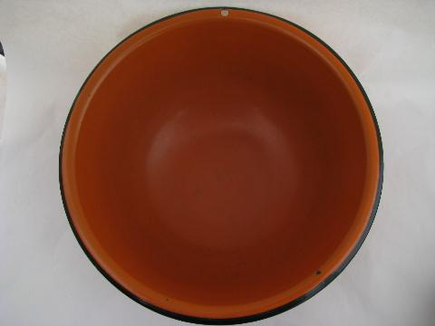 mid-century vintage enamel kitchen utility mixing bowl, mod orange color