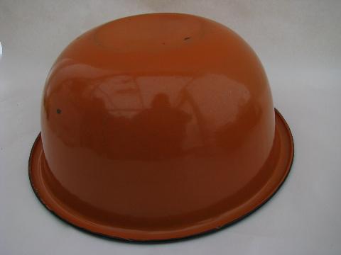 mid-century vintage enamel kitchen utility mixing bowl, mod orange color