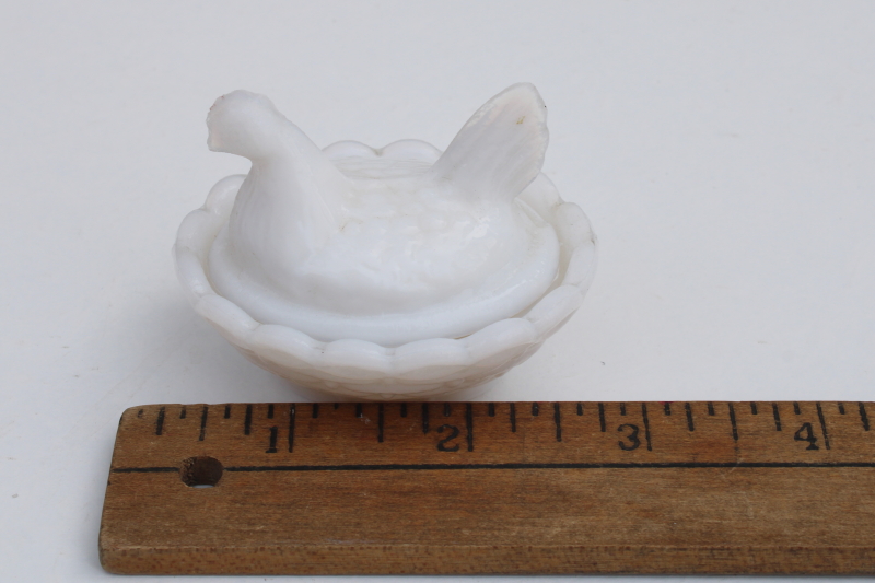 mini size vintage milk glass hen on nest trinket box, Westmoreland glass miniature