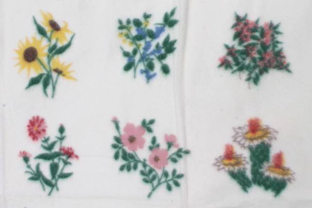 mint vintage Golden Dawn bed blanket, state flower album quilt print rayon plush