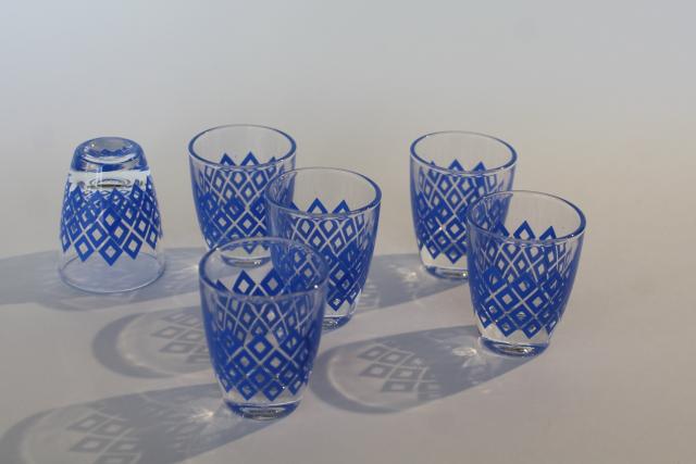 mod vintage France glass shot glasses, set of shots w/ tile pattern blue print