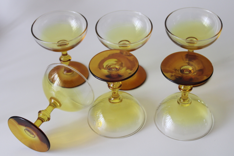 mod vintage coupe champagne or cocktail glasses, amber yellow ombre fade Libbey glasses