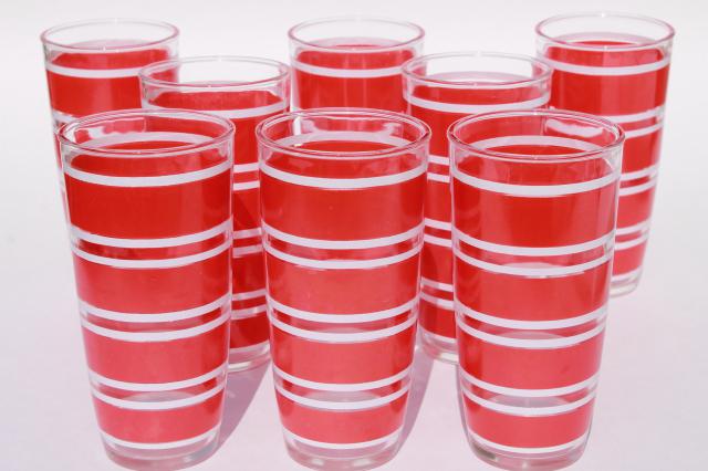 https://laurelleaffarm.com/item-photos/mod-vintage-glass-drinking-glasses-red-white-stripes-fun-retro-glassware-set-Laurel-Leaf-Farm-item-no-nt61419-1.jpg