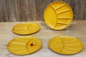 mod vintage plastic dishes sushi or fondue plates w/ yellow gold enamel made in Japan