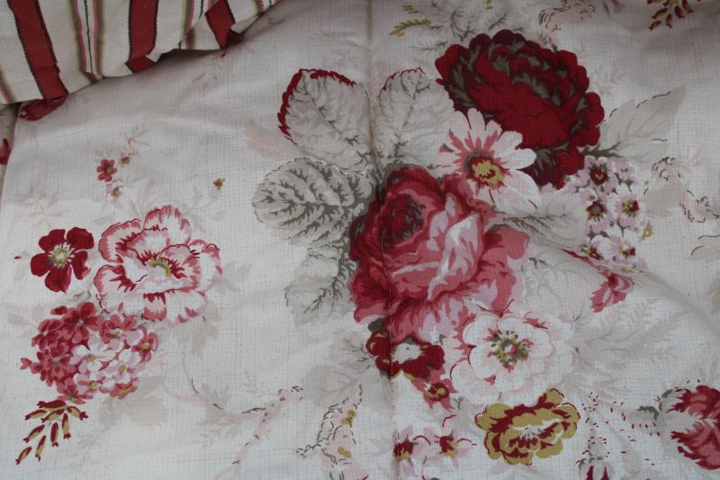 modern farmhouse full size comforter w/ vintage style roses floral, never used