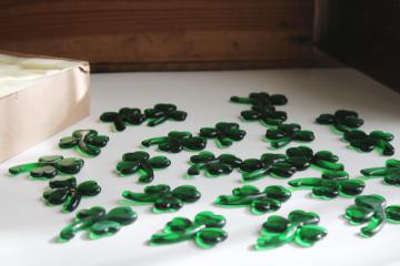 new old stock 24 lampwork art glass shamrocks, emerald green glass clover table decorations