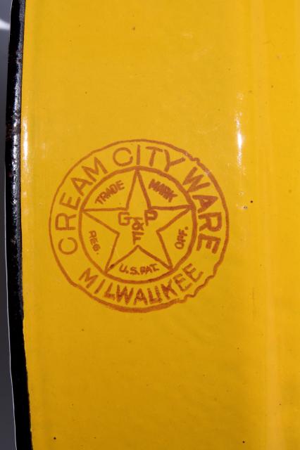 old Cream City enamelware, vintage metal ring mold / pan, bright yellow