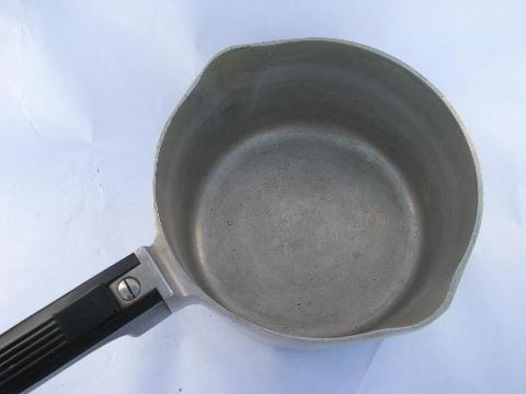 old Wagner Ware 2 quart lipped saucepan, vintage Magnalite aluminum pot w/ lid