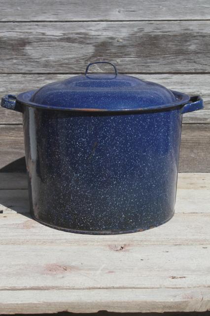 old antique blue spatter graniteware stockpot / canning kettle, 20 quart enamelware pot