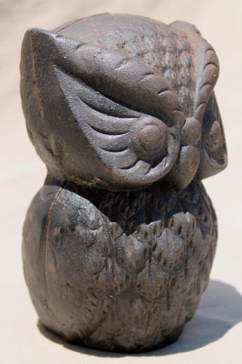 old cast iron owl bank, large heavy iron owl big enough for garden ornament or doorstop