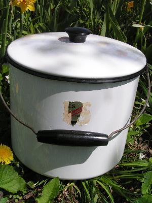 old graniteware pail with lid, original label