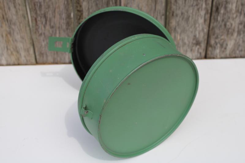 old green painted metal spice box, round tole tin antique vintage apothecary herbs box