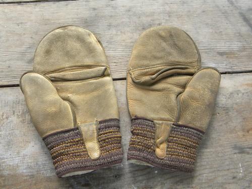 old leather mittens wool fleece lined for motorcycle/hunter/trapper etc.