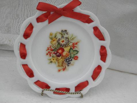 old milk glass candy plate, ribbon edge border, 40s vintage flower decal