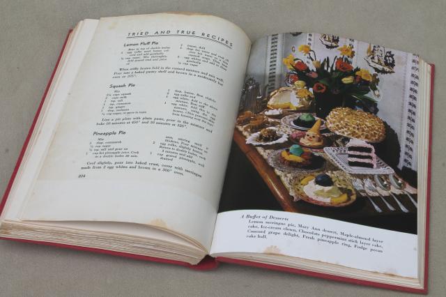 original 1946 Ruth Wakefield's Tried & True Toll House Recipes vintage cookbook