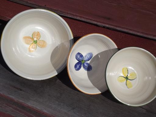 painted flowers nesting mixing bowls, vintage French or Portugal pottery