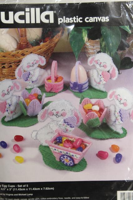 plastic canvas kits complete w/ yarn, Easter holiday decorations craft kit lot
