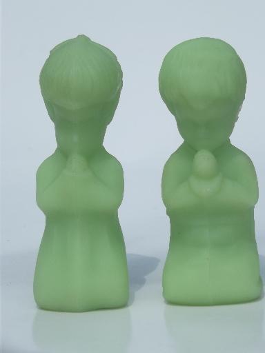 praying children boy & girl, vintage lime green satin frosted glass