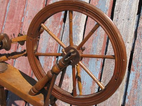 Primitive Antique Wood Yarn Thread Spinning Wheel Vintage Americana Farm  Country