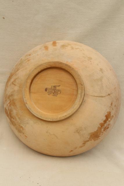 primitive old wood bowl, shabby worn vintage wooden bowl