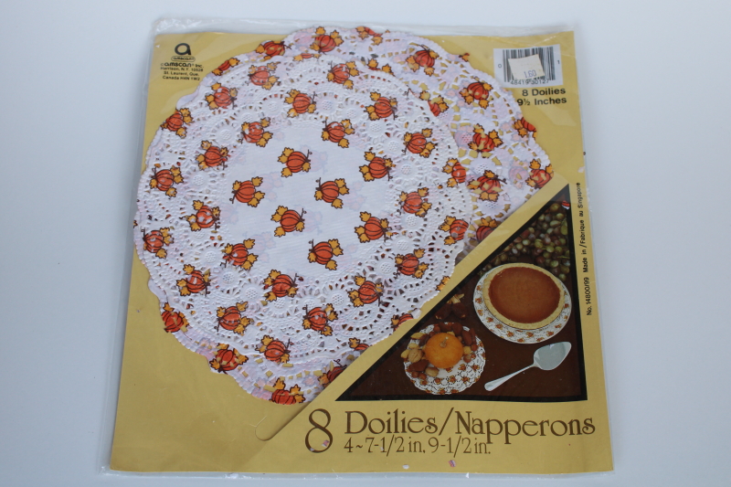 pumpkin print paper lace doilies new old stock vintage fall harvest Thanksgiving