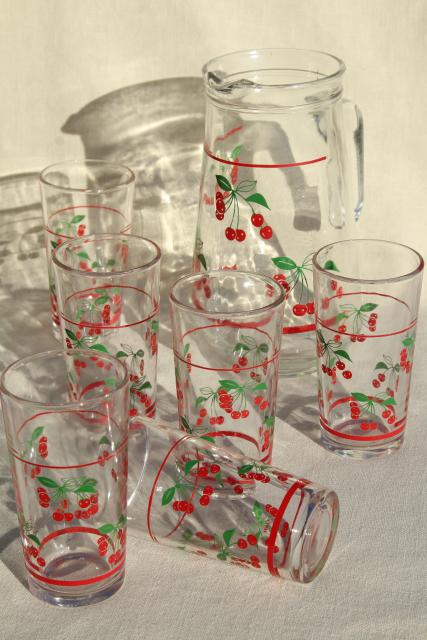 https://laurelleaffarm.com/item-photos/red-cherry-print-glass-pitcher-drinking-glasses-vintage-glassware-set-made-in-Italy-Laurel-Leaf-Farm-item-no-x012735-1.jpg