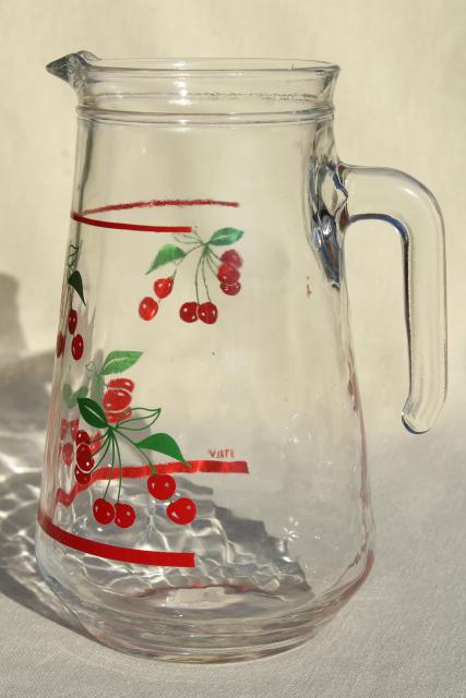 red cherry print glass pitcher & drinking glasses, vintage glassware set made in Italy