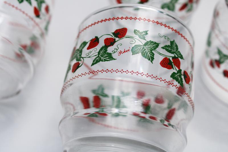 red strawberries print glass tumblers, vintage Pokee drinking glasses set of four