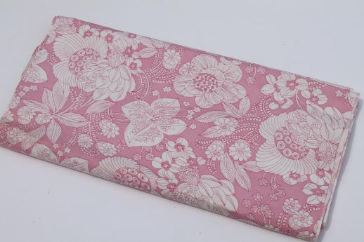 retro 1950s candy pink & white floral print vintage cotton fabric