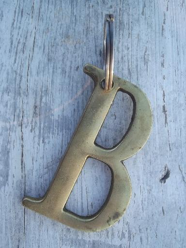 retro 70s B monogram key chain, vintage solid brass letter initial B