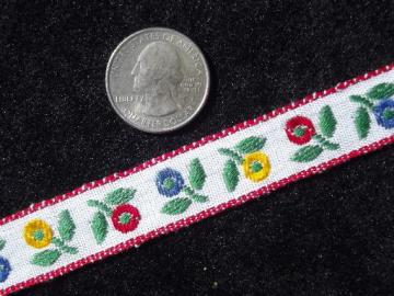 retro 70s vintage embroidered flowers trim, wide woven sewing braid