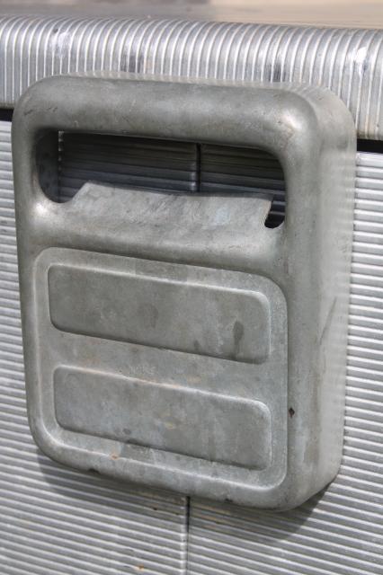 retro mid-century vintage all metal cooler, Kampkold Kooler ice chest for camping or travel