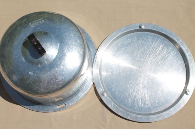 retro vintage Regal aluminum cake carrier, locking lid cover & plate