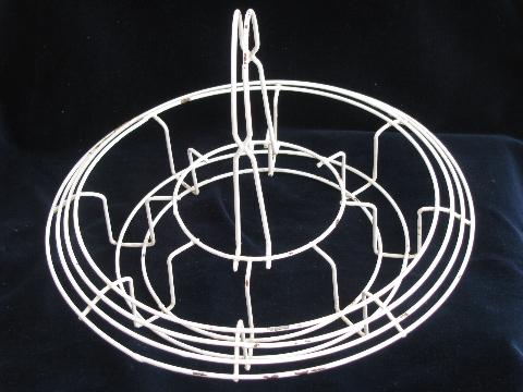 retro vintage wire carrier rack for swanky swigs tumblers, wirework w/ plastic glasses