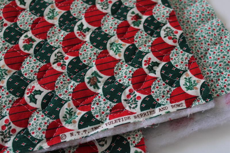 reversible prints cotton fabric quilted poly fill, Christmas red & green print