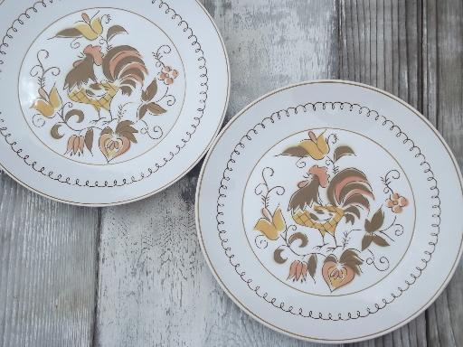 rooster dinner plates, vintage Mikasa Tamago chicken pattern china